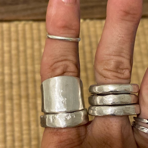 Hand sand casted sterling silver ring set - Picture 9 of 16